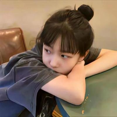 女子高中生